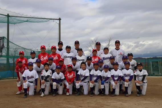 社会人野球日本選手権大会優勝✨した【三菱重工名古屋】の皆さんをお迎えして、野球教室を開催。